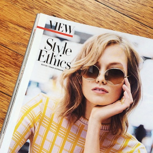 H Karlie Kloss γίνεται σχεδιάστρια